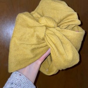 URBAN OUTFITTERS turban hat